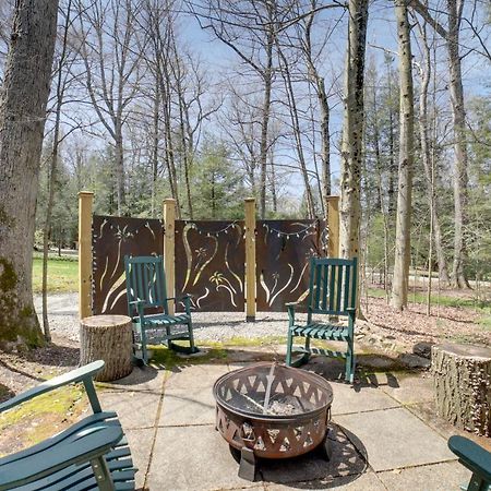 Pet-Friendly Pennsylvania Vacation Rental With Pool! Laughlintown 외부 사진